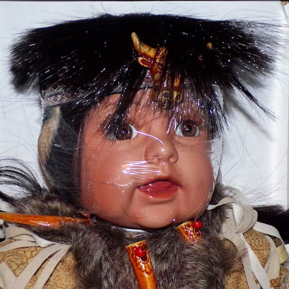 New Royal Cathay Limited Edition Native American Porcelain Doll - 20" - Picture 2 of 8